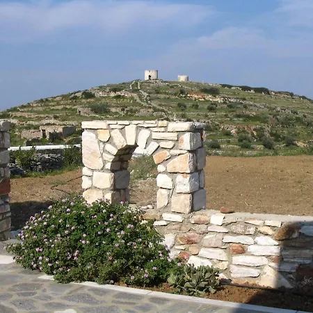 בית נופש Stunning Traditional Windmill Greece פארוס