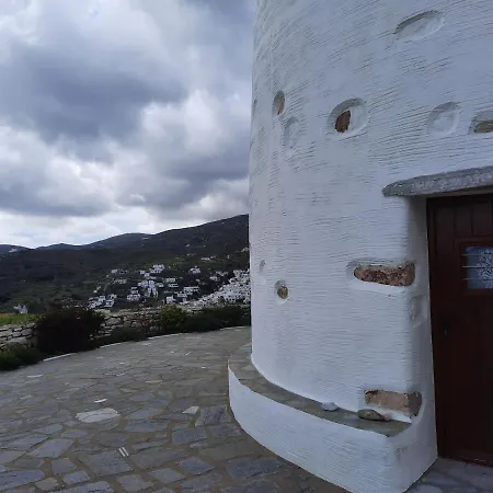 Stunning Traditional Windmill Greece בית נופש